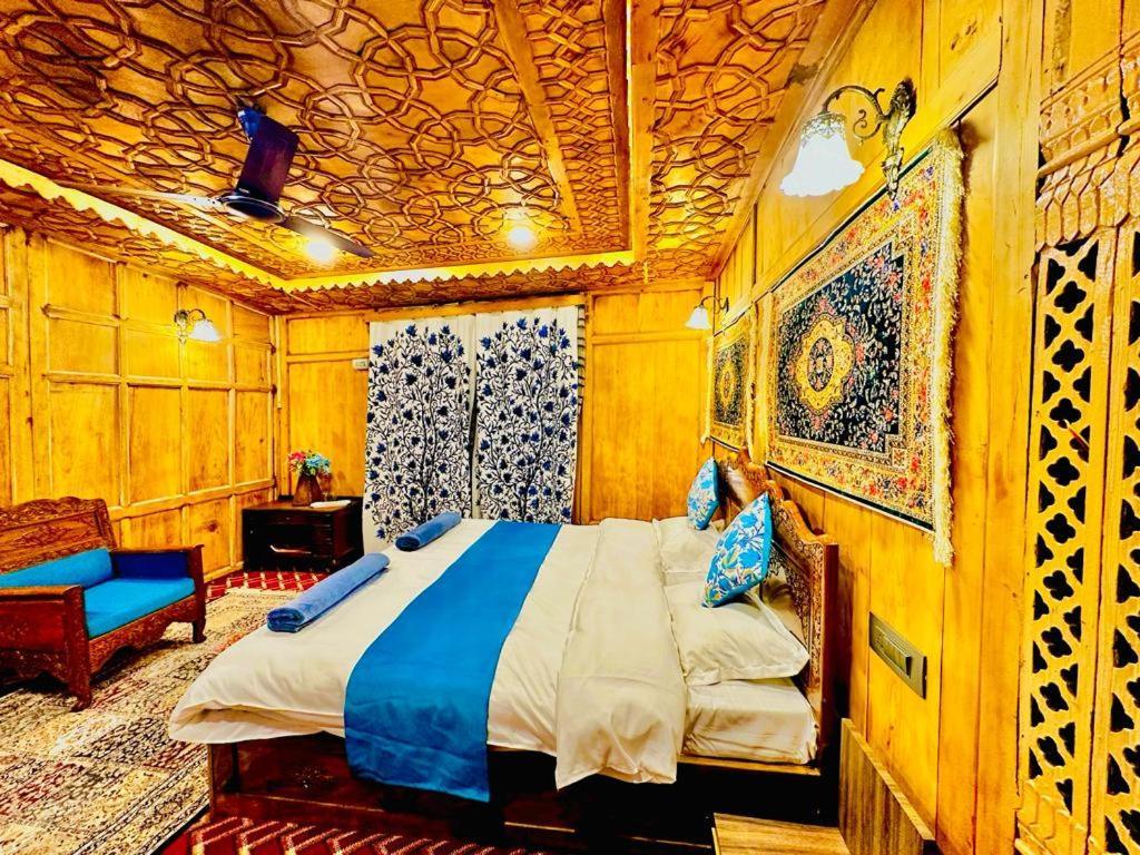 Hotel New Zealand Group Of Houseboats Srīnagar Exterior foto
